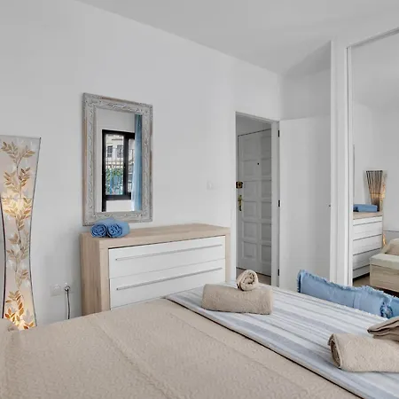 Apartamento Luminoso Con Piscina Y Wi-fi, Centro De Los Cristianos, Cerca De La Playa - Es-347-40 شقة أرونا