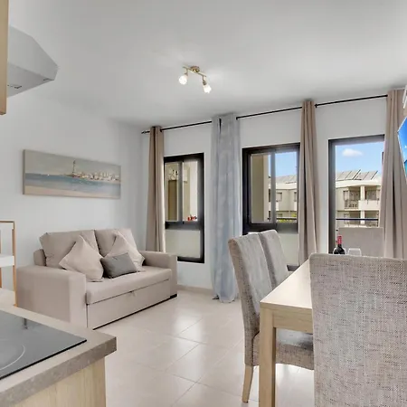 Apartamento Luminoso Con Piscina Y Wi-fi, Centro De Los Cristianos, Cerca De La Playa - Es-347-40