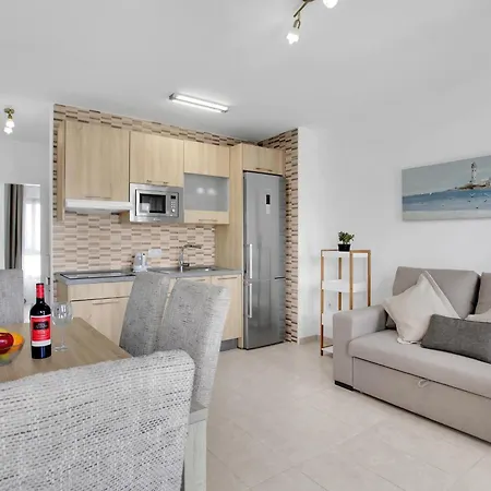 Apartamento Luminoso Con Piscina Y Wi-fi, Centro De Los Cristianos, Cerca De La Playa - Es-347-40 شقة أرونا